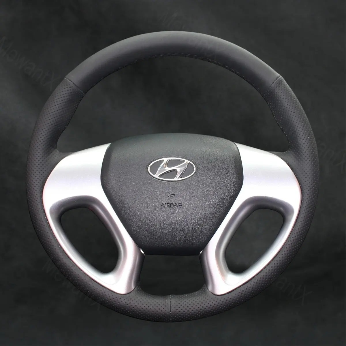 Steering Wheel Cover For Hyundai Tucson 2010 - 2015 - Mewantx