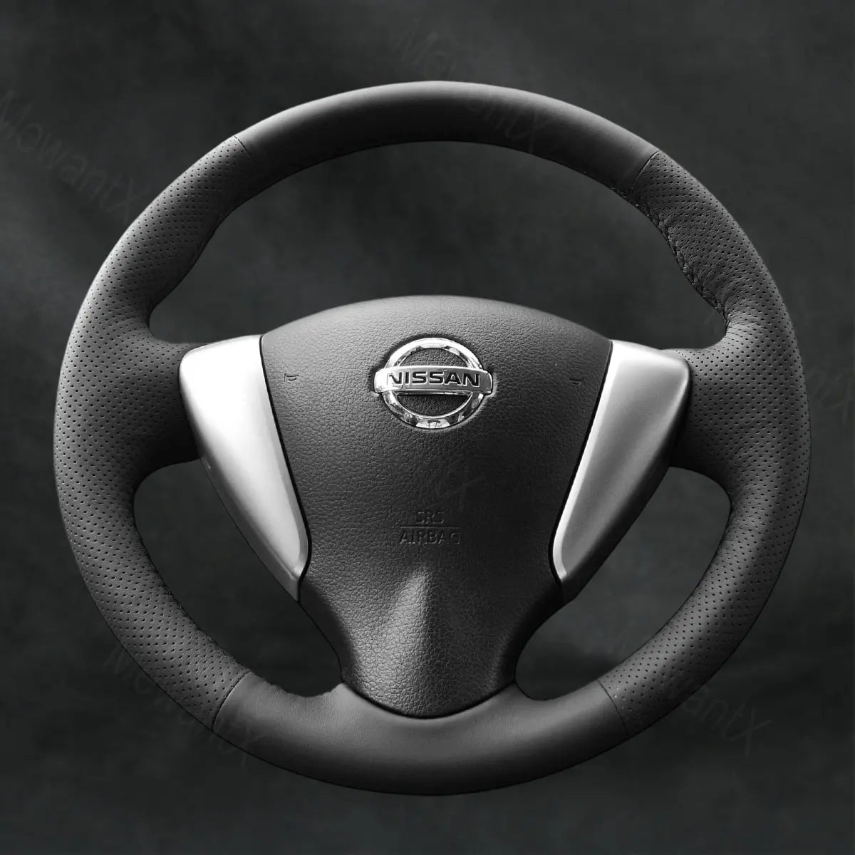 Steering Wheel Cover For Nissan NV200 2018 - 2021 - Mewantx